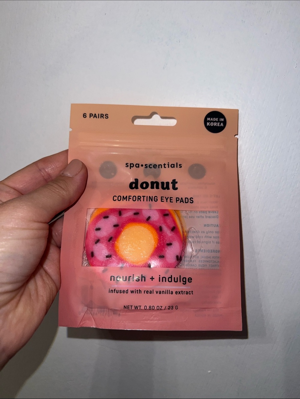 Donut Shaped Comforting Eye Pads